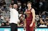 美记：马刺&黄蜂&独行侠&雄鹿致电骑士询问了奥斯曼的情况