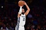 Woj：凯巫熊三方交易 泰厄斯-琼斯被送至奇才